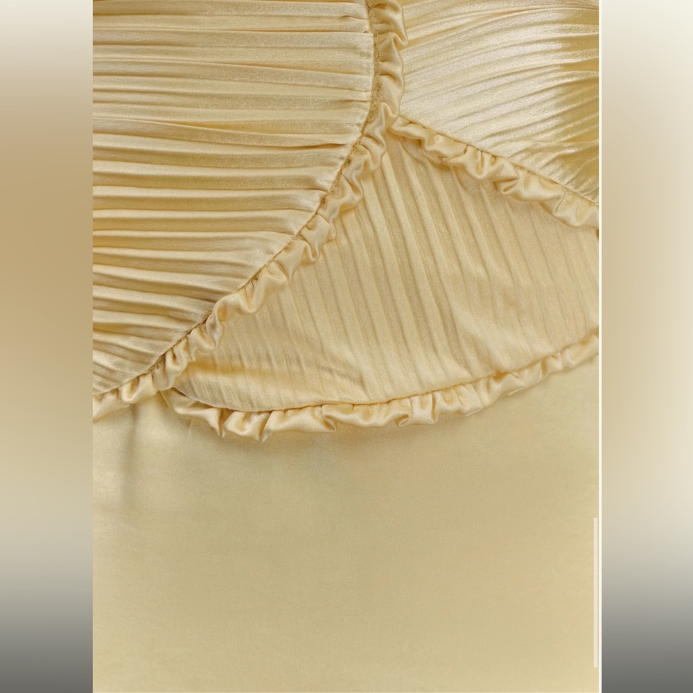 Meshki Larissa Dress - Lemon - Picture 6 of 8